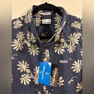 Columbia Men's Dark Blue Floral Button Down Shirt
